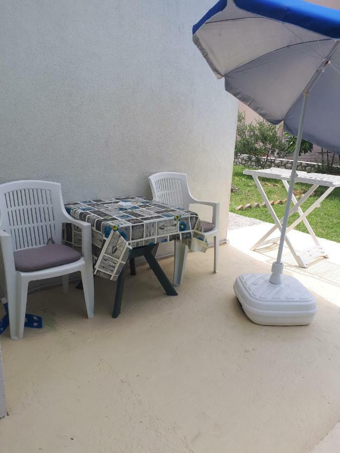 Apartmani Ivana Lopar Exteriör bild