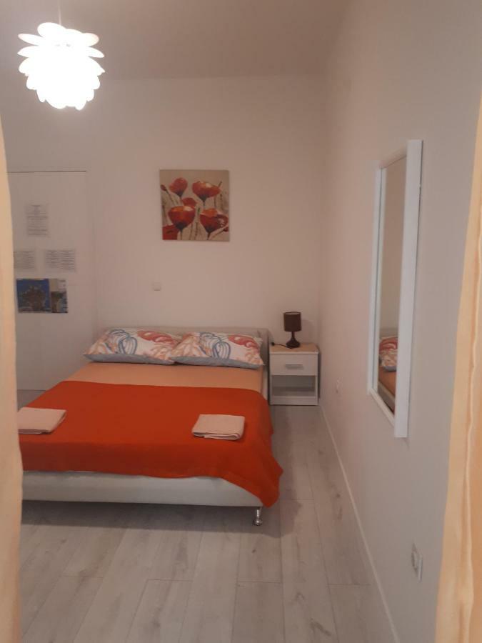 Apartmani Ivana Lopar Exteriör bild