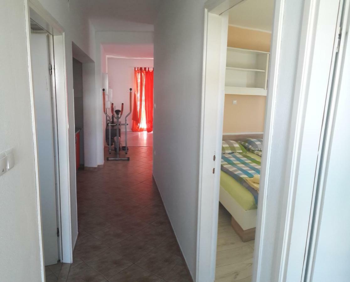 Apartmani Ivana Lopar Exteriör bild
