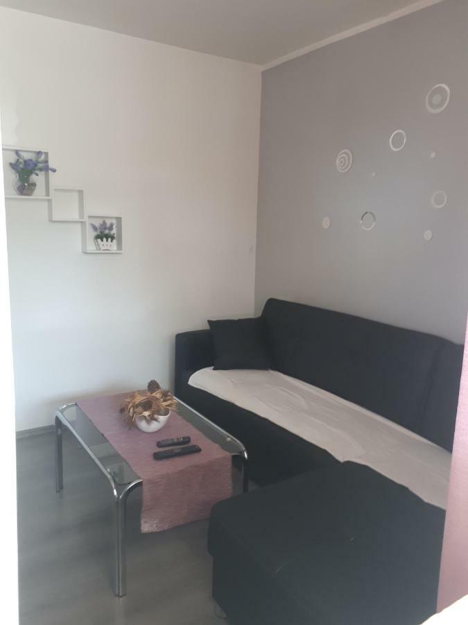 Apartmani Ivana Lopar Exteriör bild